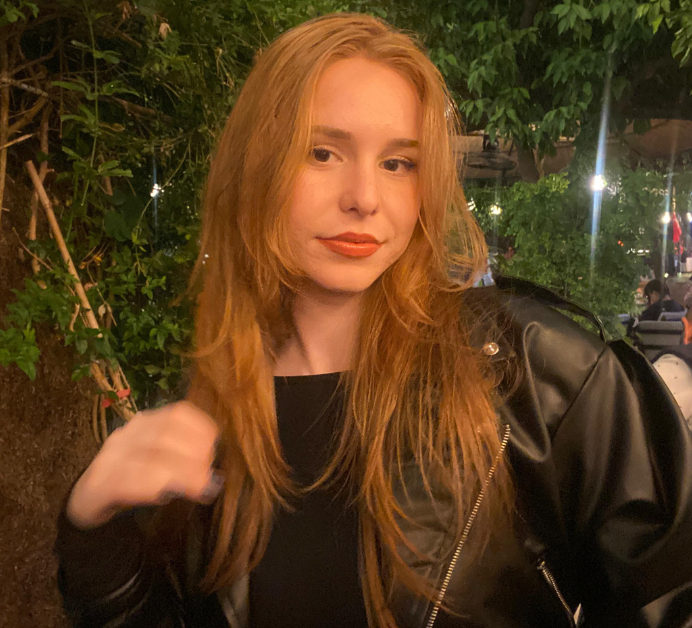 ESRA TOPKARA